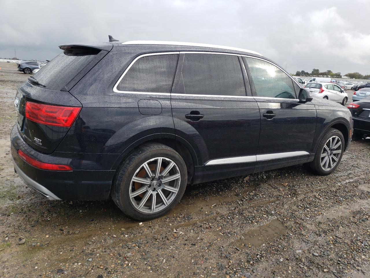 AUDI Q7 PREMIUM PLUS