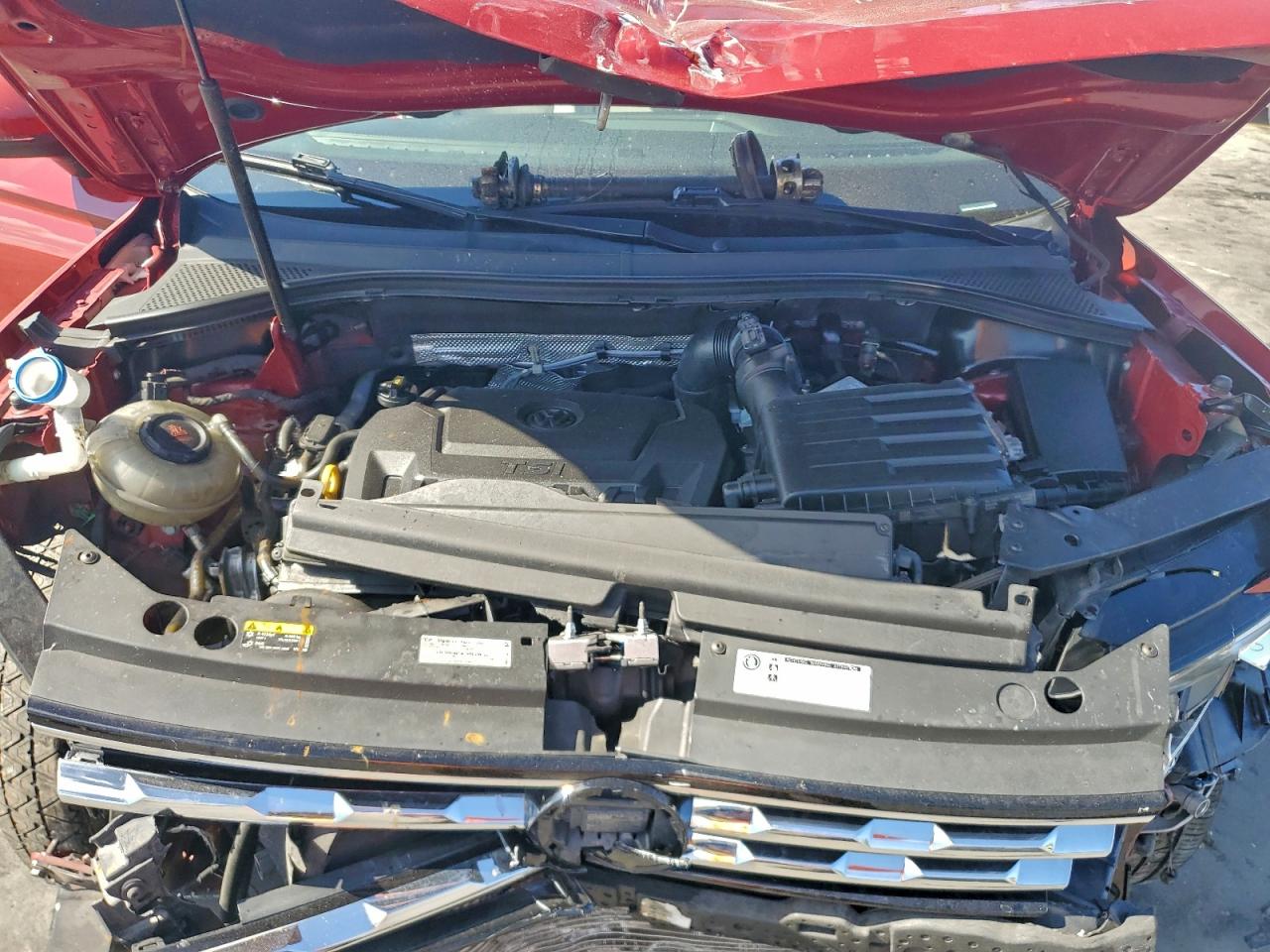 VOLKSWAGEN TIGUAN SE