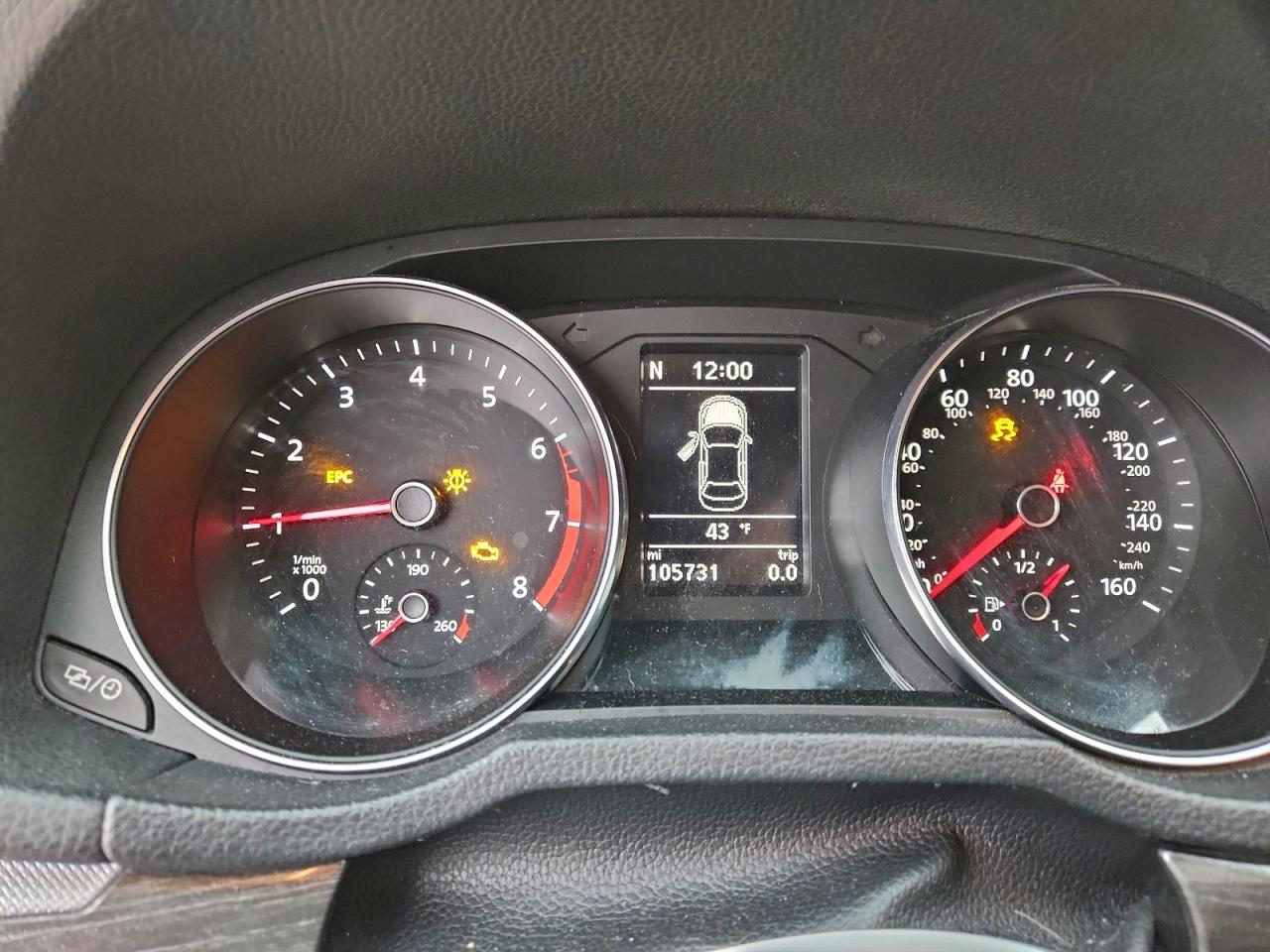 VOLKSWAGEN PASSAT SE