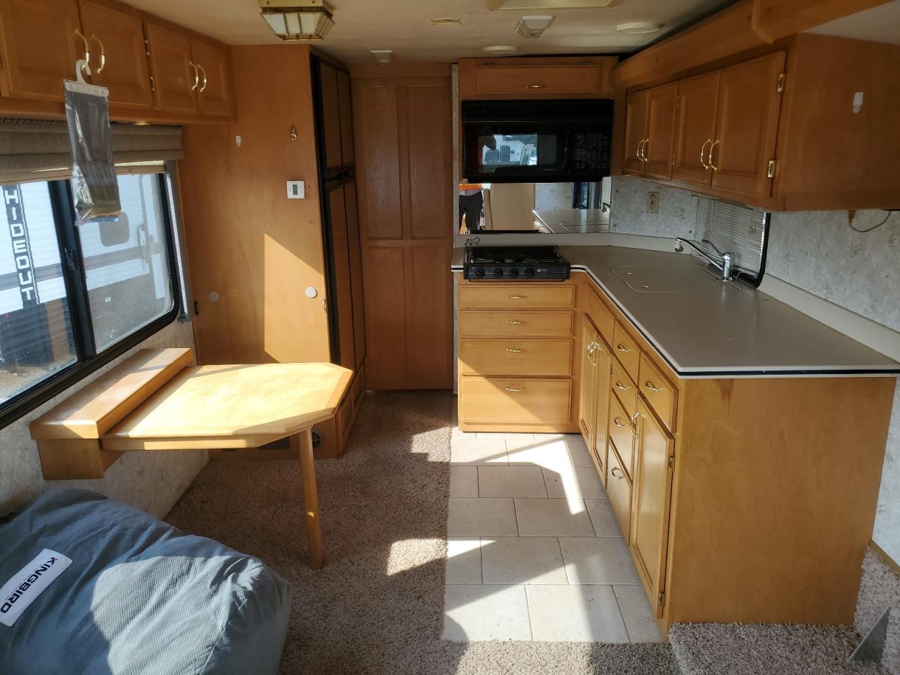 Lot #3283903352 2000 SAFARI MOTORHOME