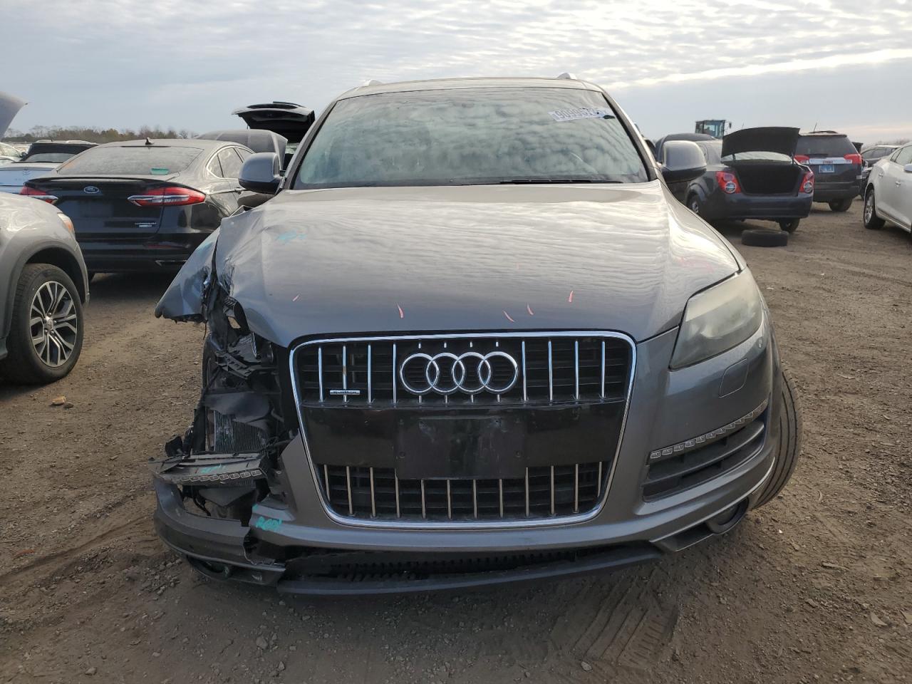 AUDI Q7 PREMIUM PLUS