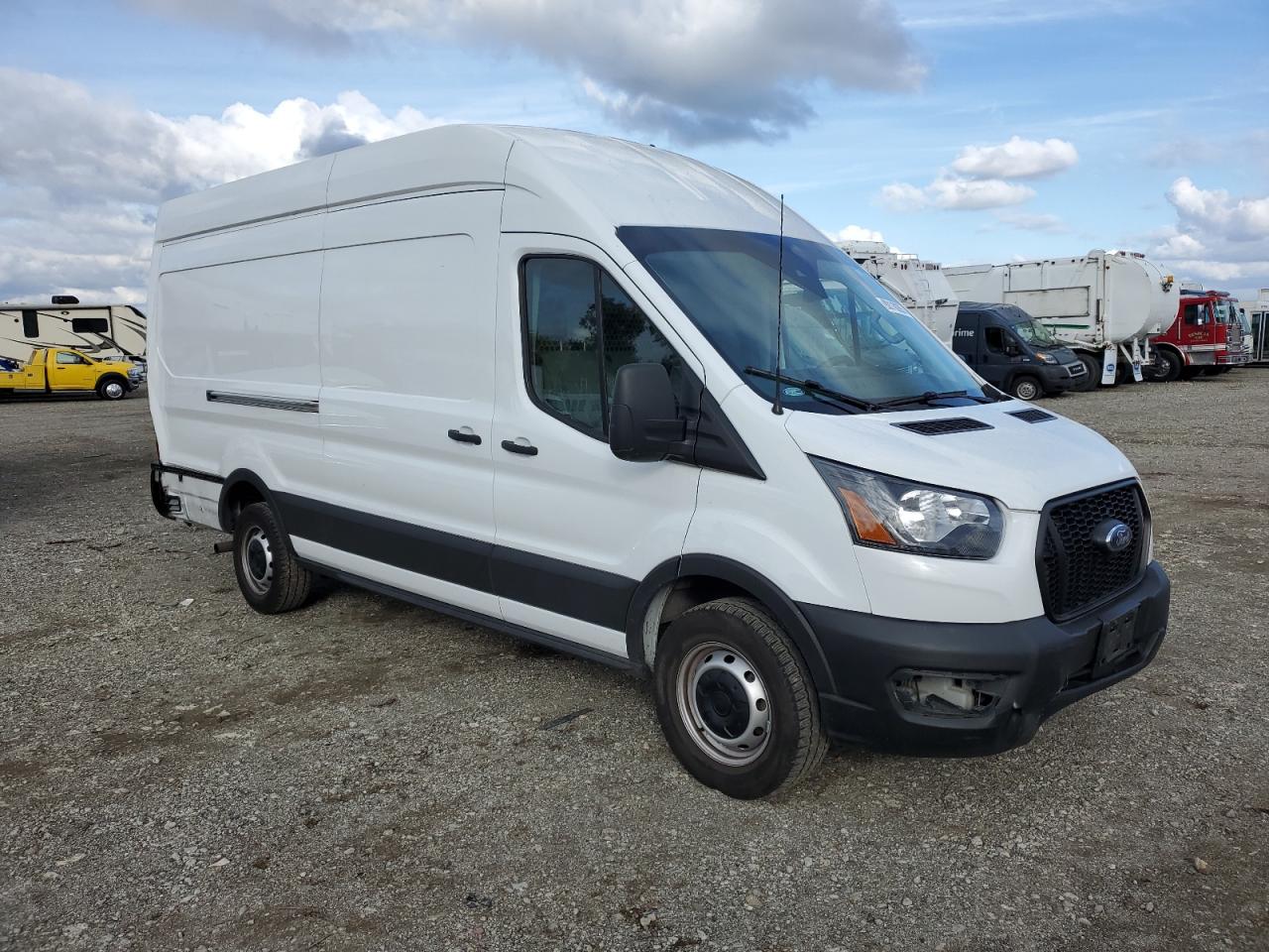 Lot #3309389967 2023 FORD TRANSIT T-