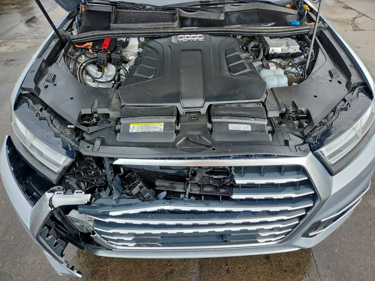 AUDI Q7 PREMIUM PLUS