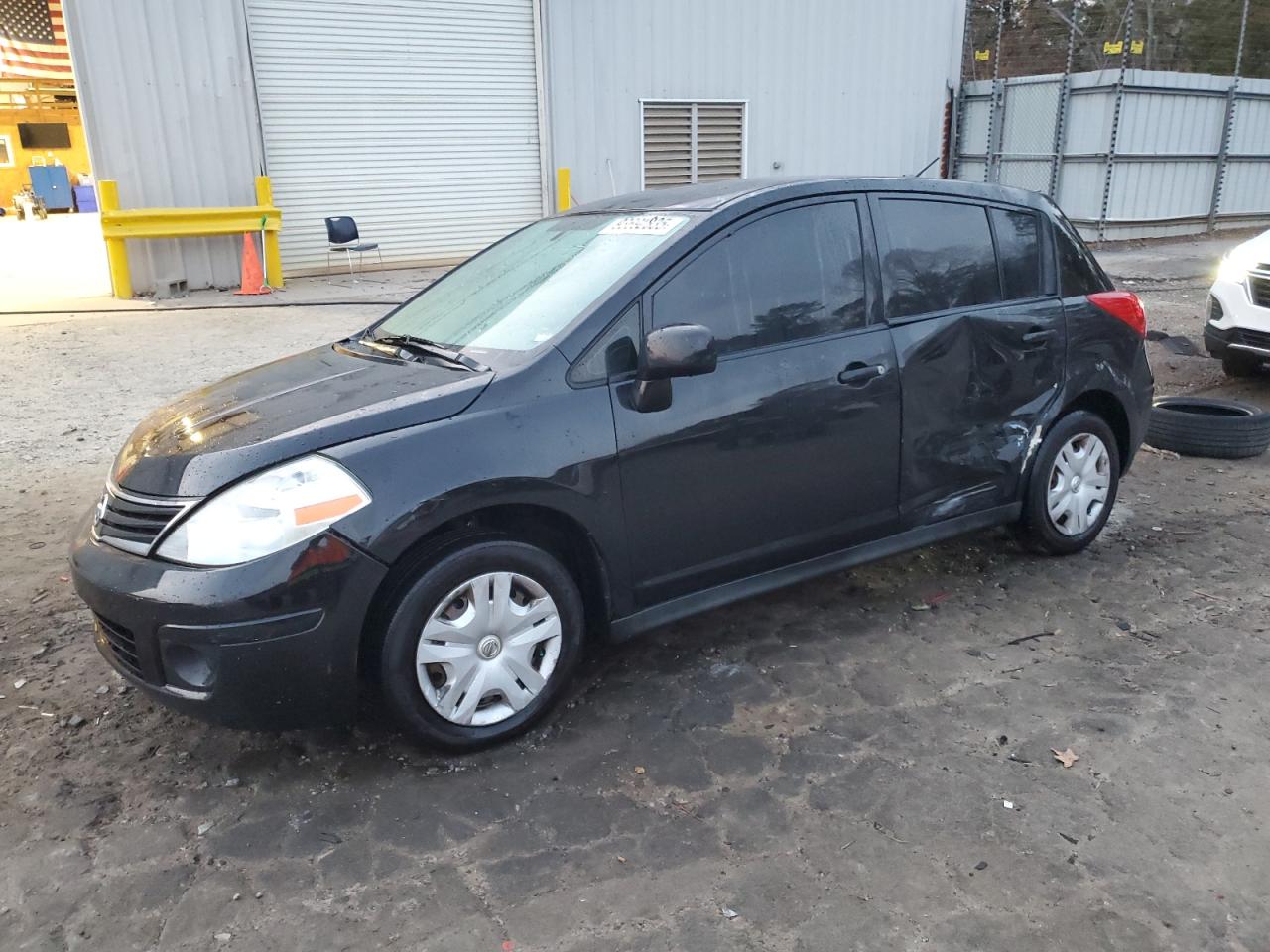 NISSAN VERSA S