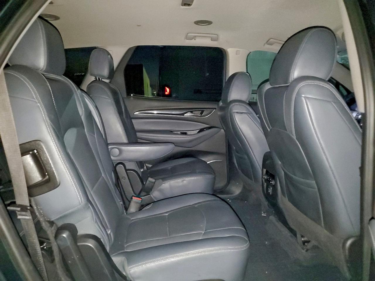 BUICK ENCLAVE ESSENCE