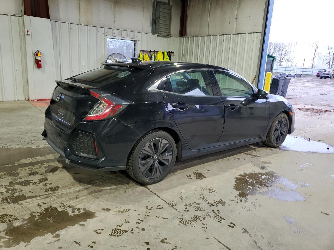 Lot #3302647148 2017 HONDA CIVIC EX