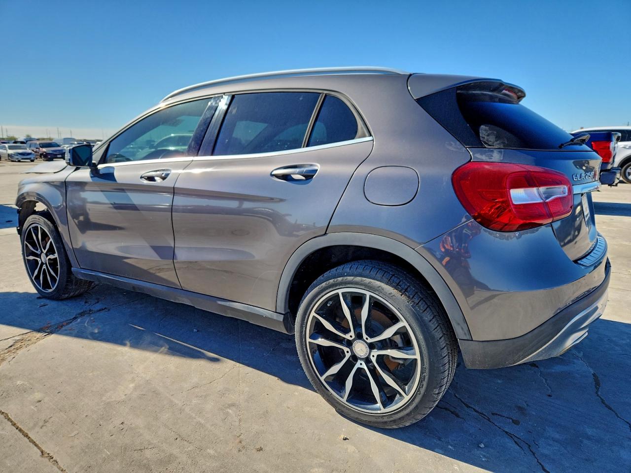 MERCEDES-BENZ GLA-CLASS 250