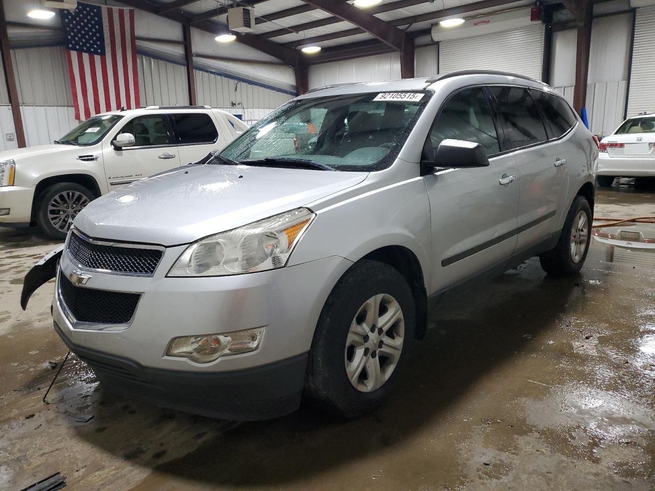 CHEVROLET TRAVERSE LS
