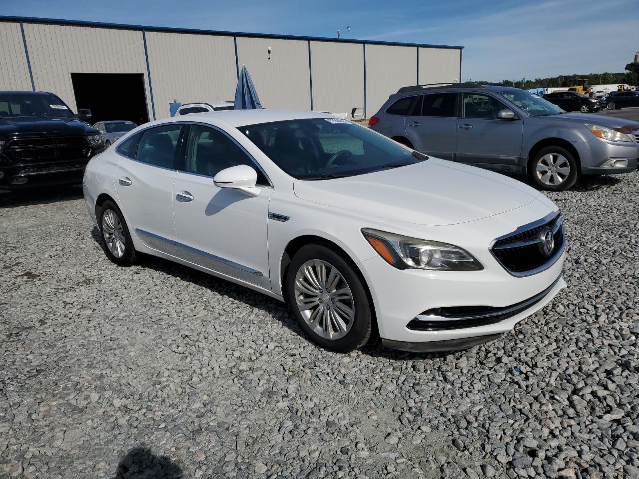BUICK LACROSSE ESSENCE