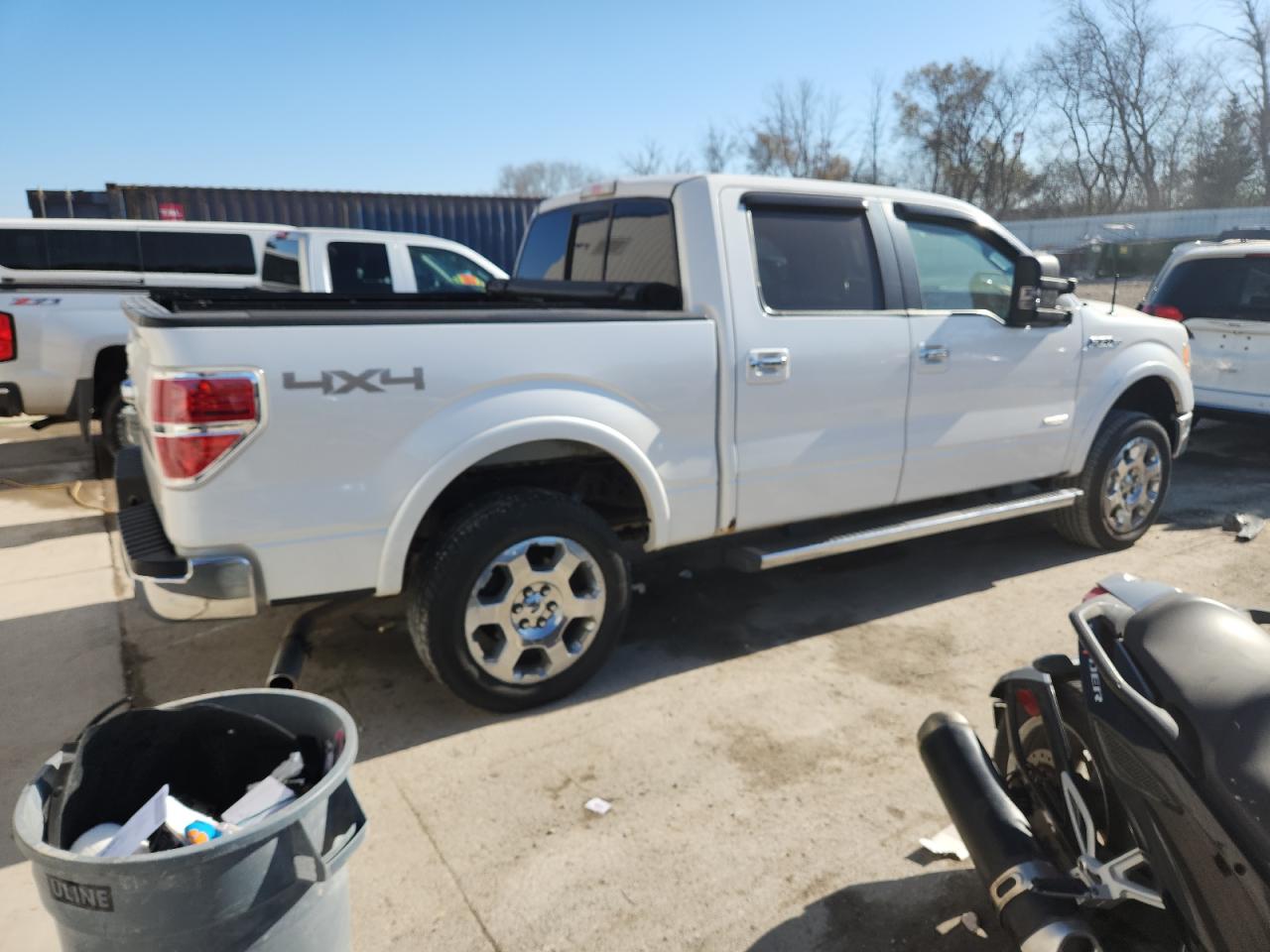 FORD F-150 SUPERCREW