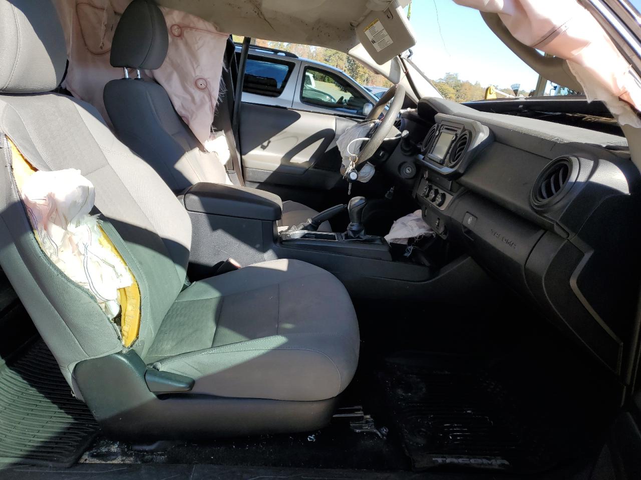 TOYOTA TACOMA ACCESS CAB