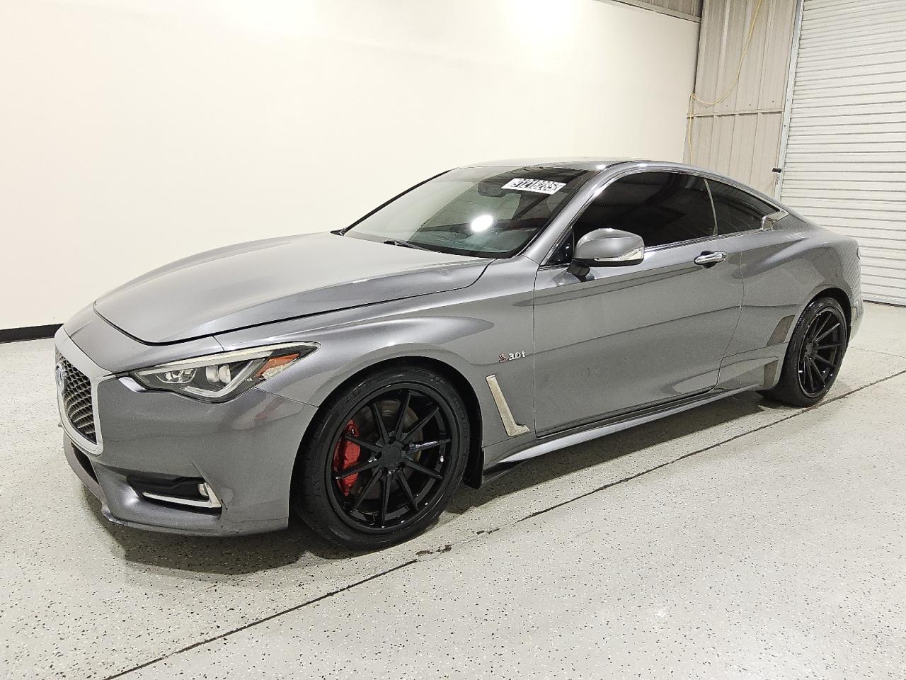 INFINITI Q60 RED SPORT 400