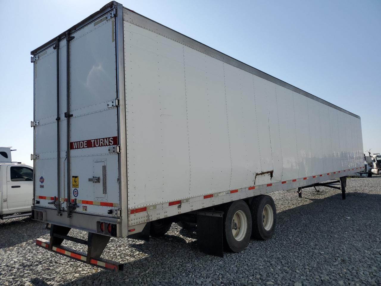 Lot #3283767452 2016 UTILITY VS2RA