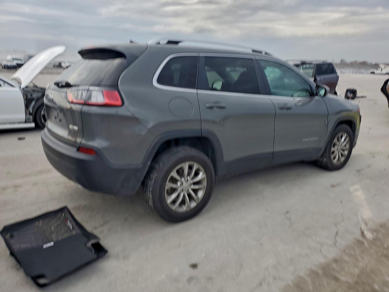 JEEP GRAND CHEROKEE LATITUDE LUX