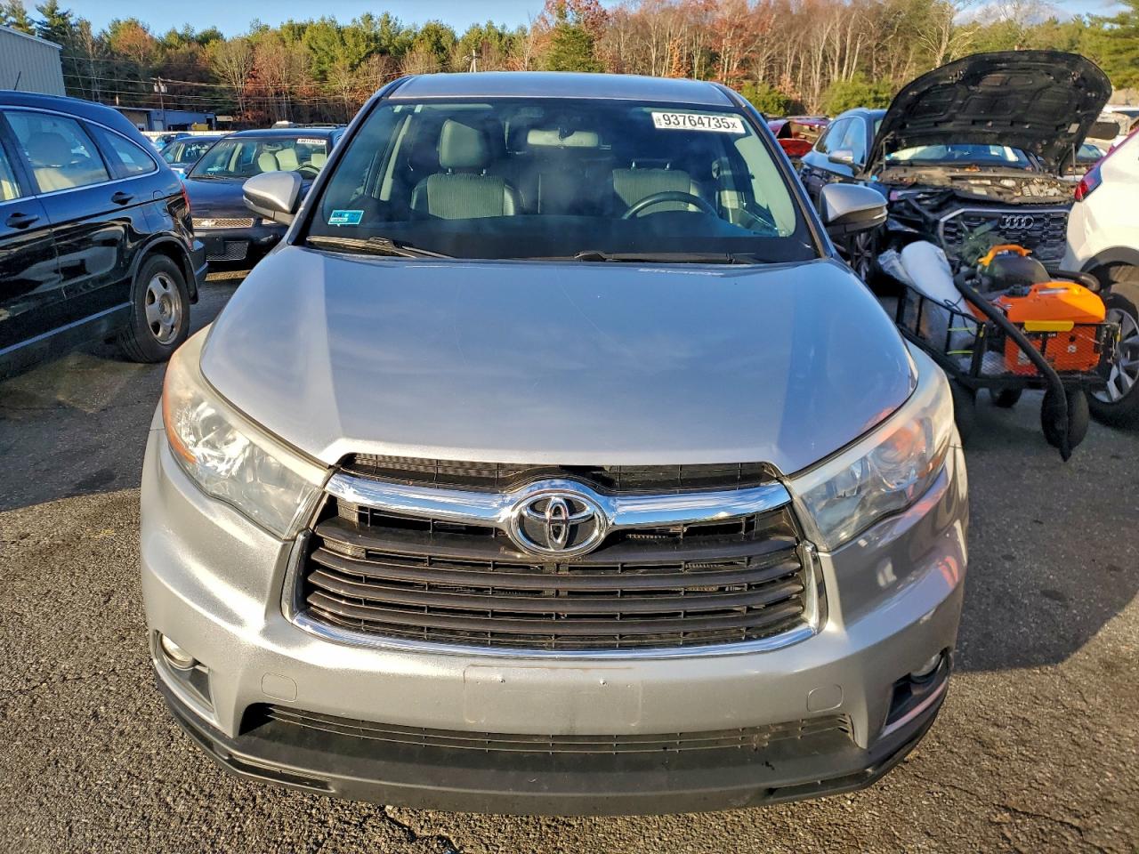TOYOTA HIGHLANDER LE