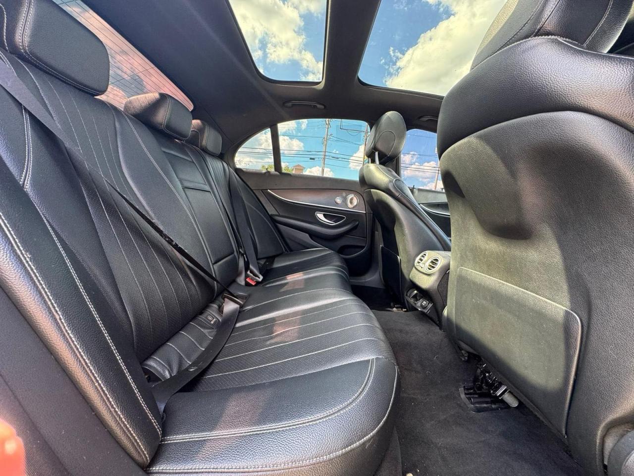 MERCEDES-BENZ E-CLASS 300 4MATIC