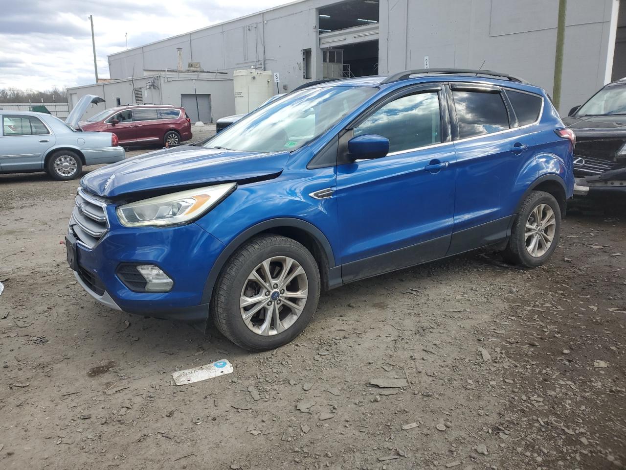 FORD ESCAPE SE