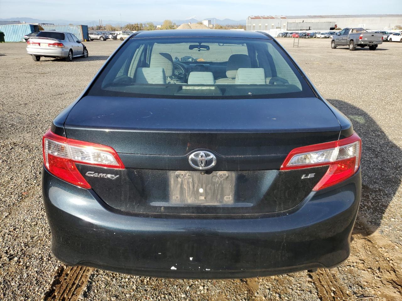 TOYOTA CAMRY BASE
