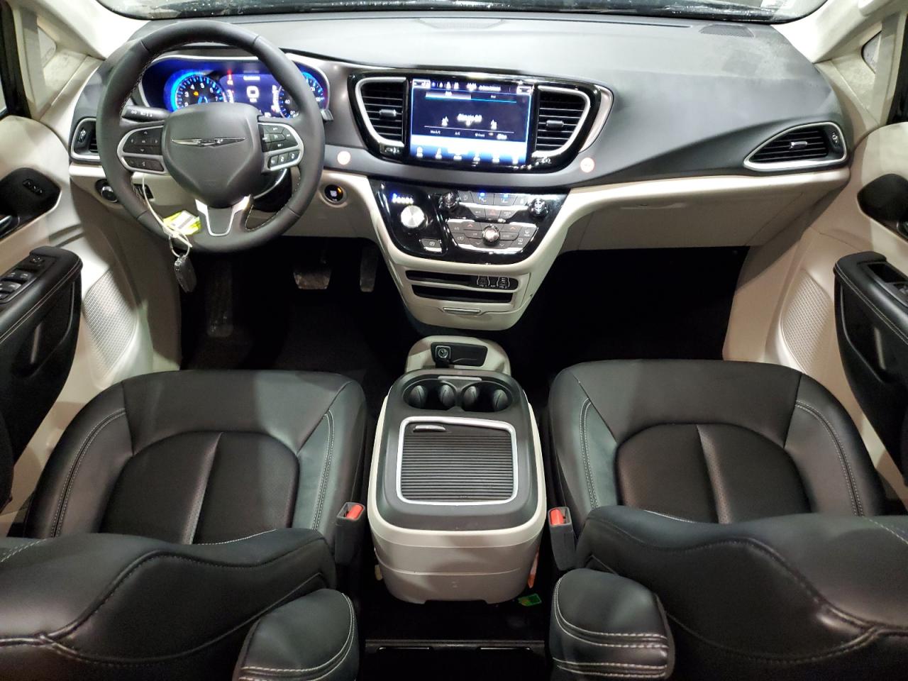 CHRYSLER PACIFICA TOURING L