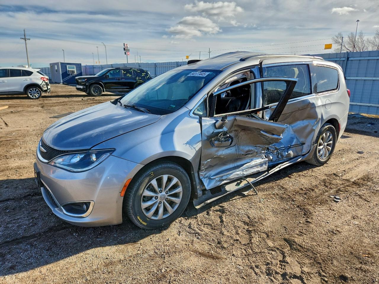 CHRYSLER PACIFICA TOURING L