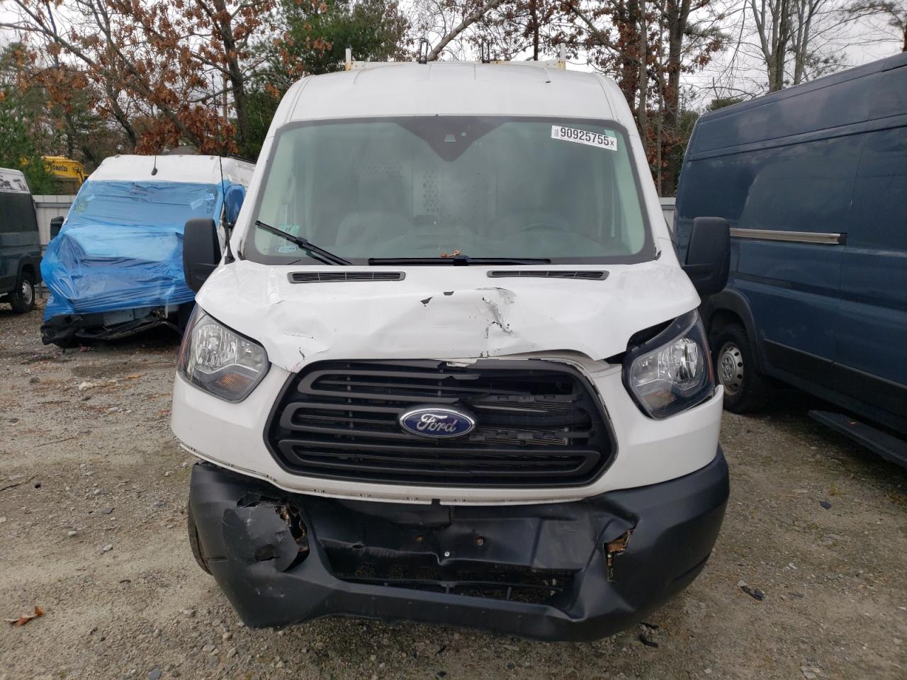 FORD TRANSIT T-250
