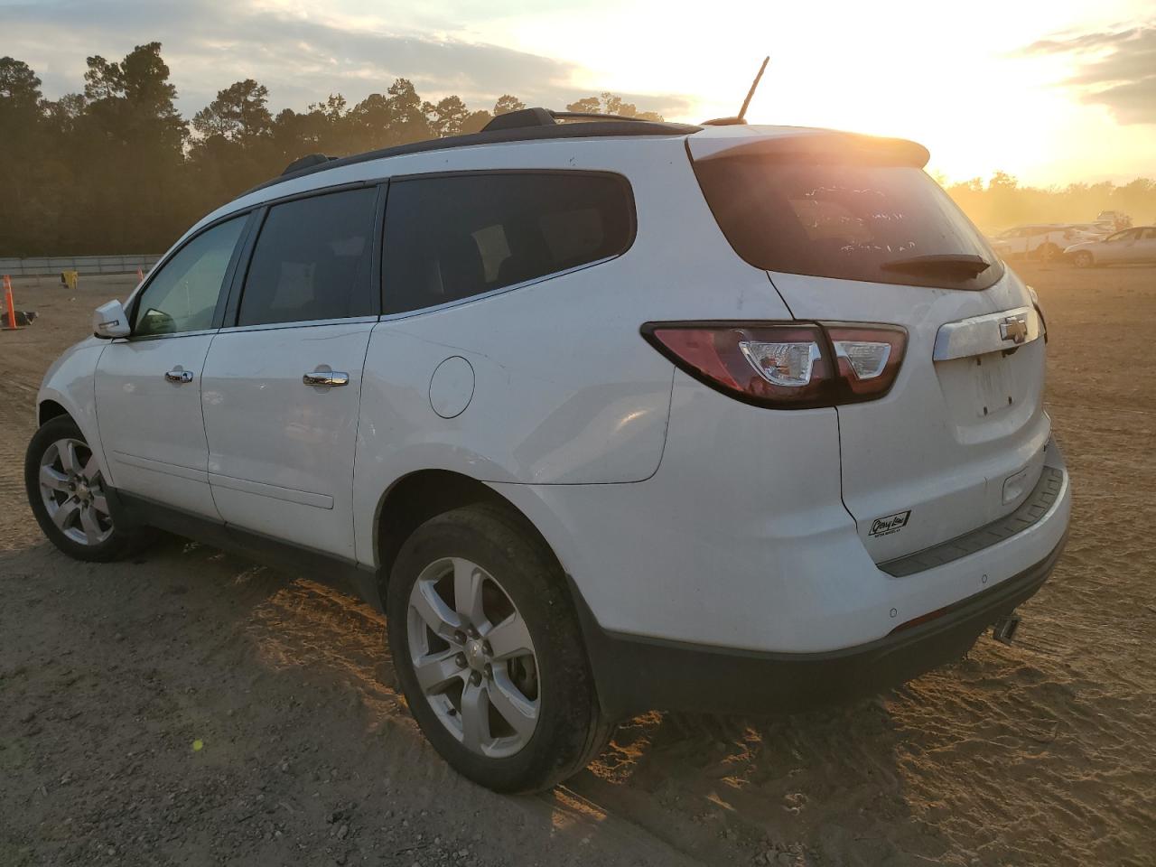 CHEVROLET TRAVERSE LT