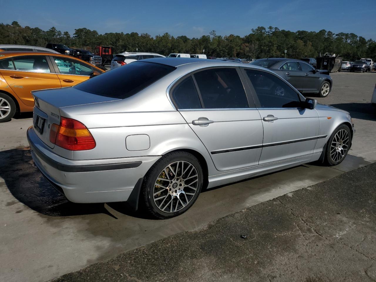 Lot #3297102553 2003 BMW 330 I