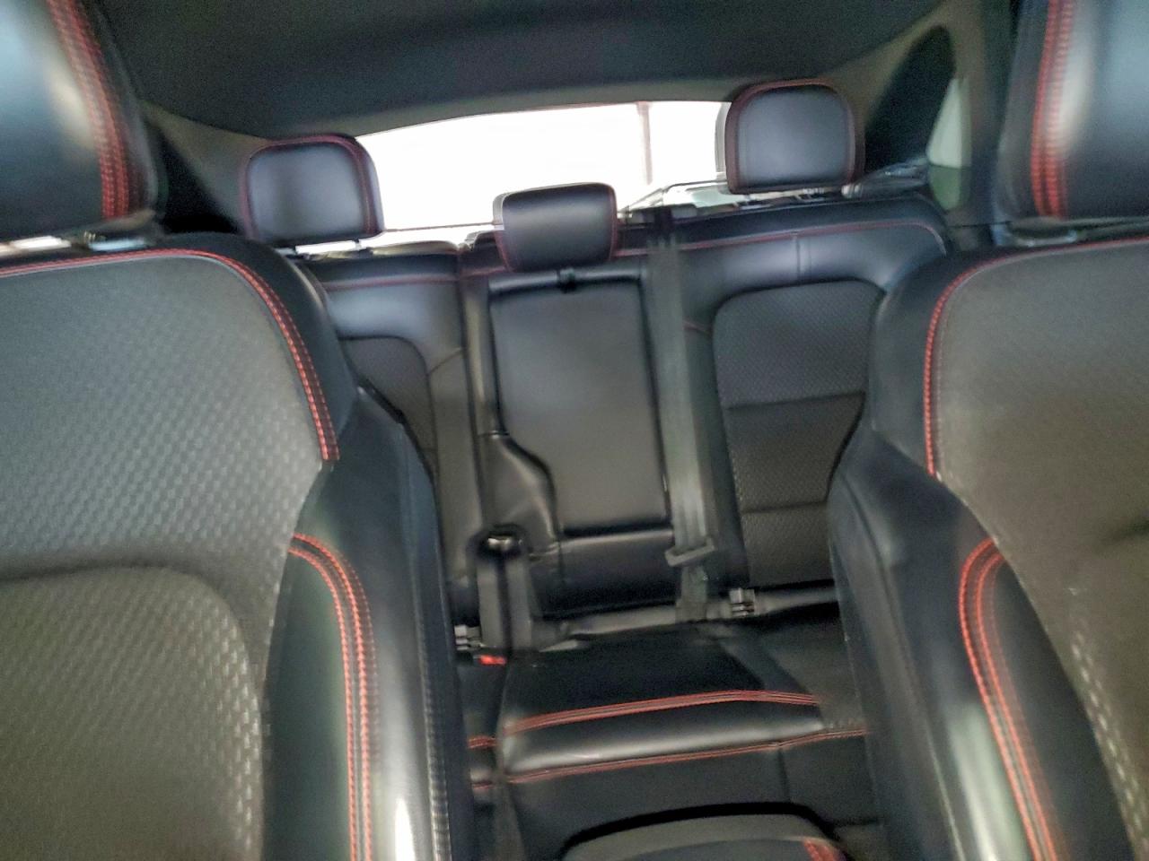 FORD ESCAPE ST LINE SELECT