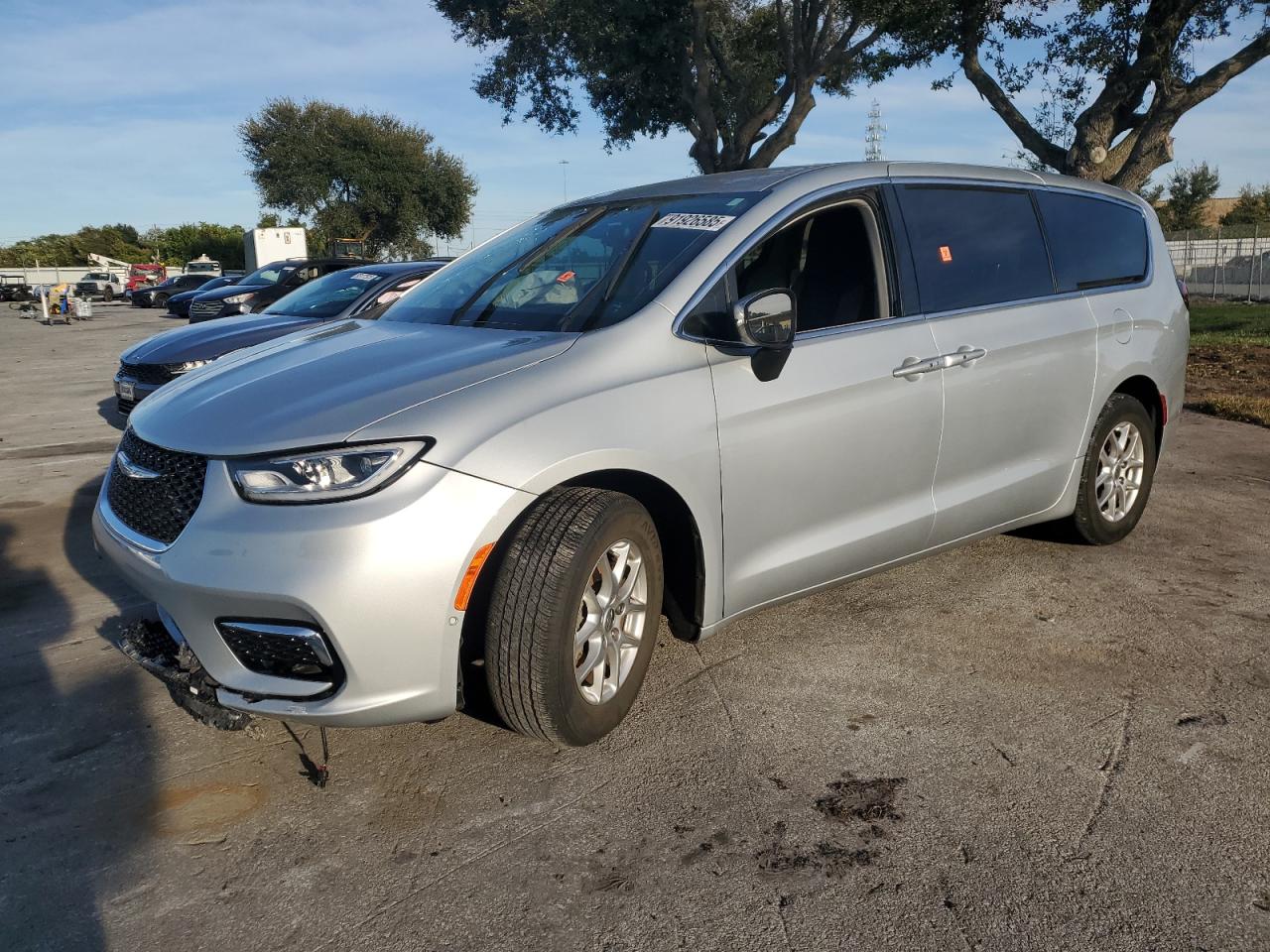 CHRYSLER PACIFICA TOURING L