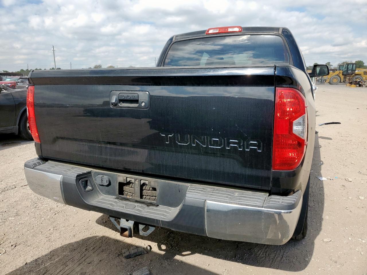 TOYOTA TUNDRA CREWMAX LIMITED