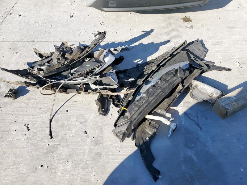 2017 TOYOTA PRIUS PRIM #3297270477