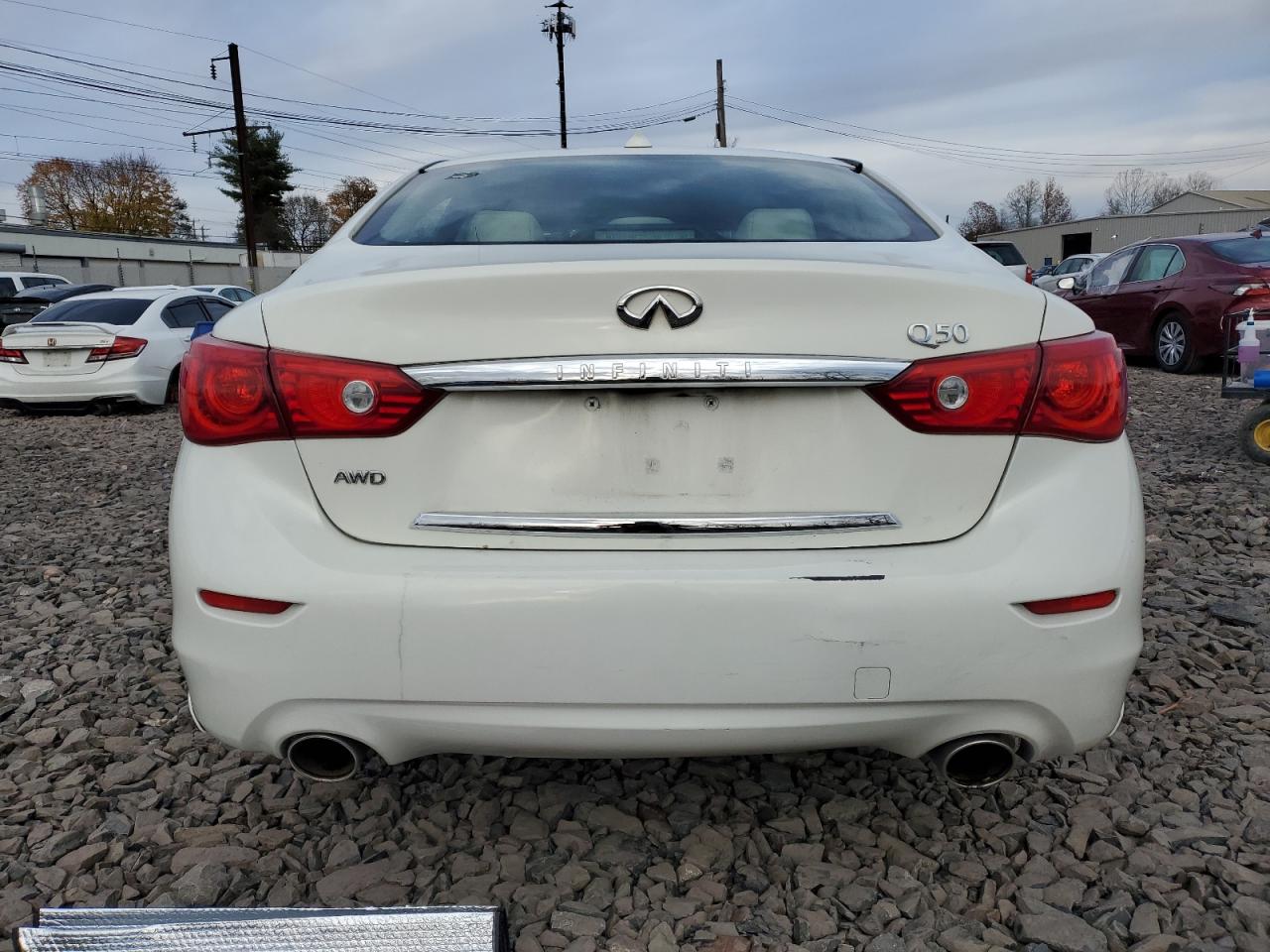 INFINITI Q50 BASE