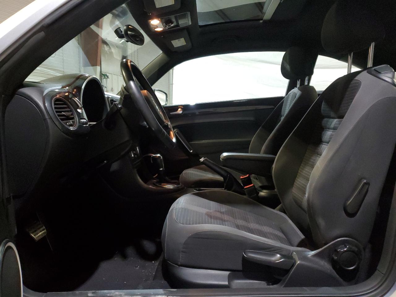 VOLKSWAGEN BEETLE TURBO