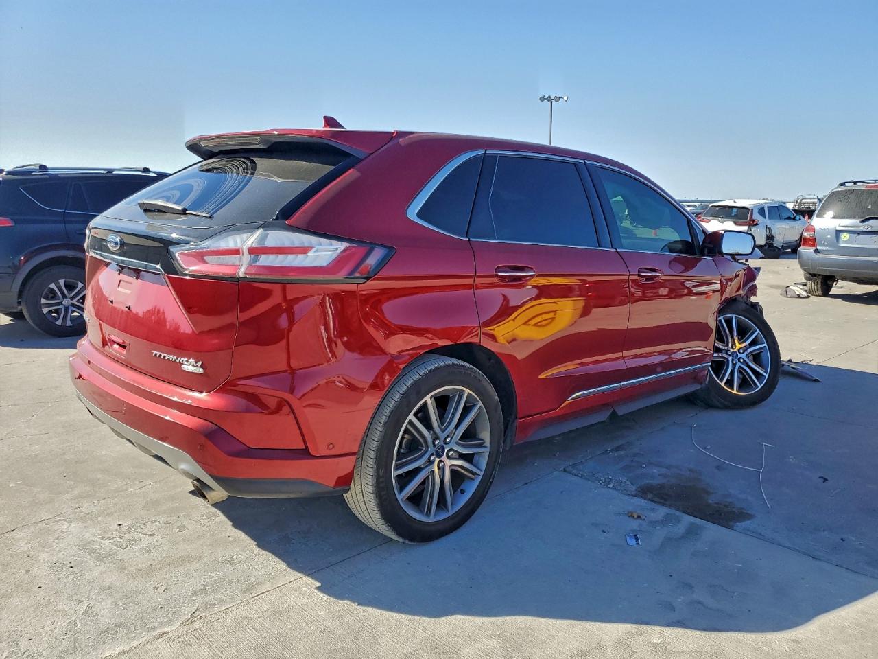 FORD EDGE TITANIUM