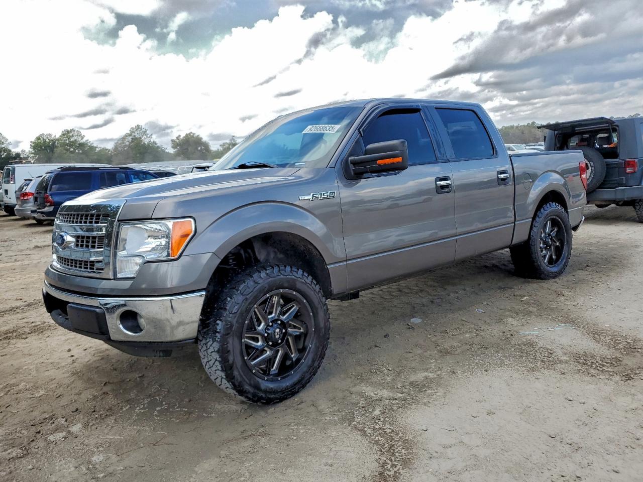 FORD F-150 SUPERCREW