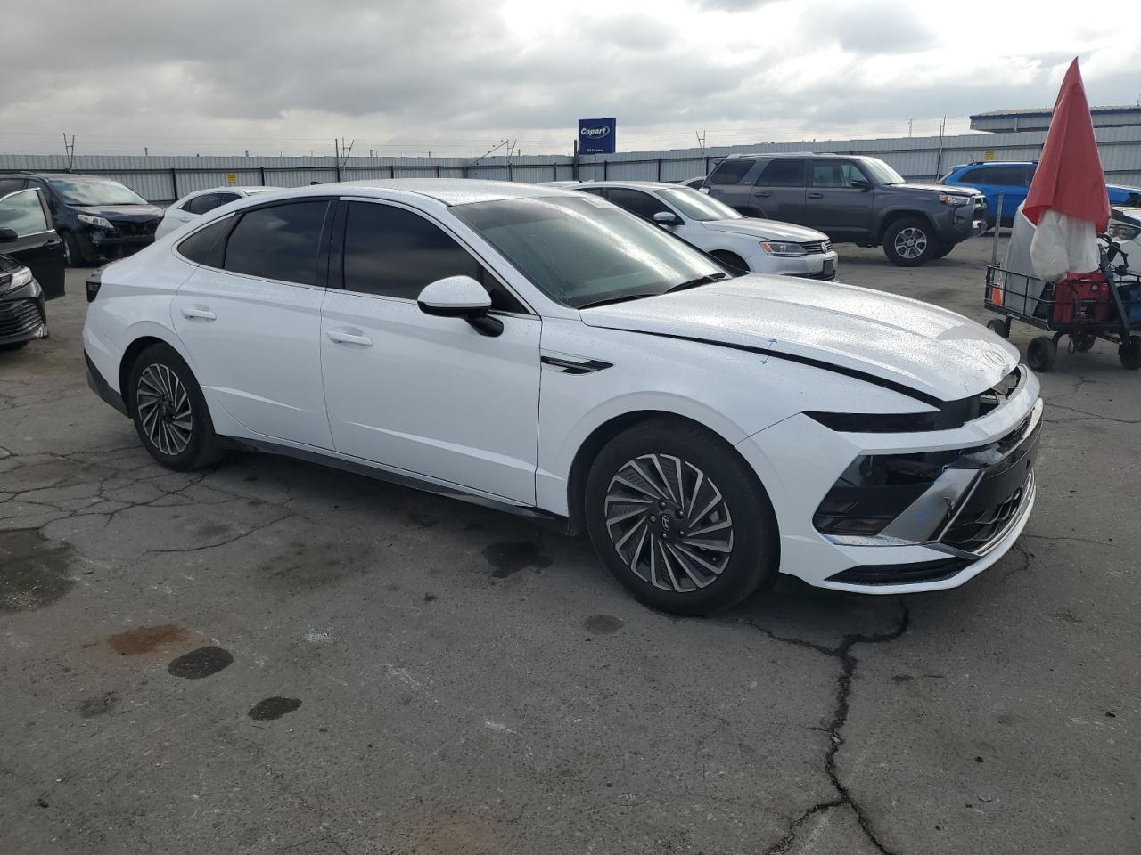 HYUNDAI SONATA HYBRID