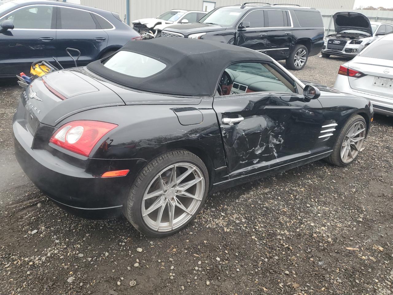Lot #3302798898 2005 CHRYSLER CROSSFIRE