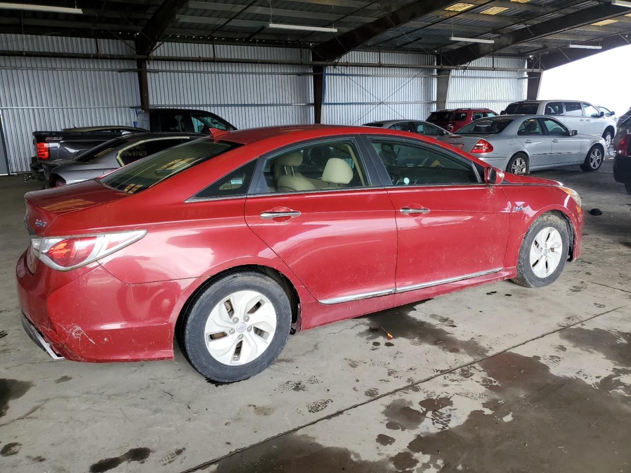 HYUNDAI SONATA HYBRID