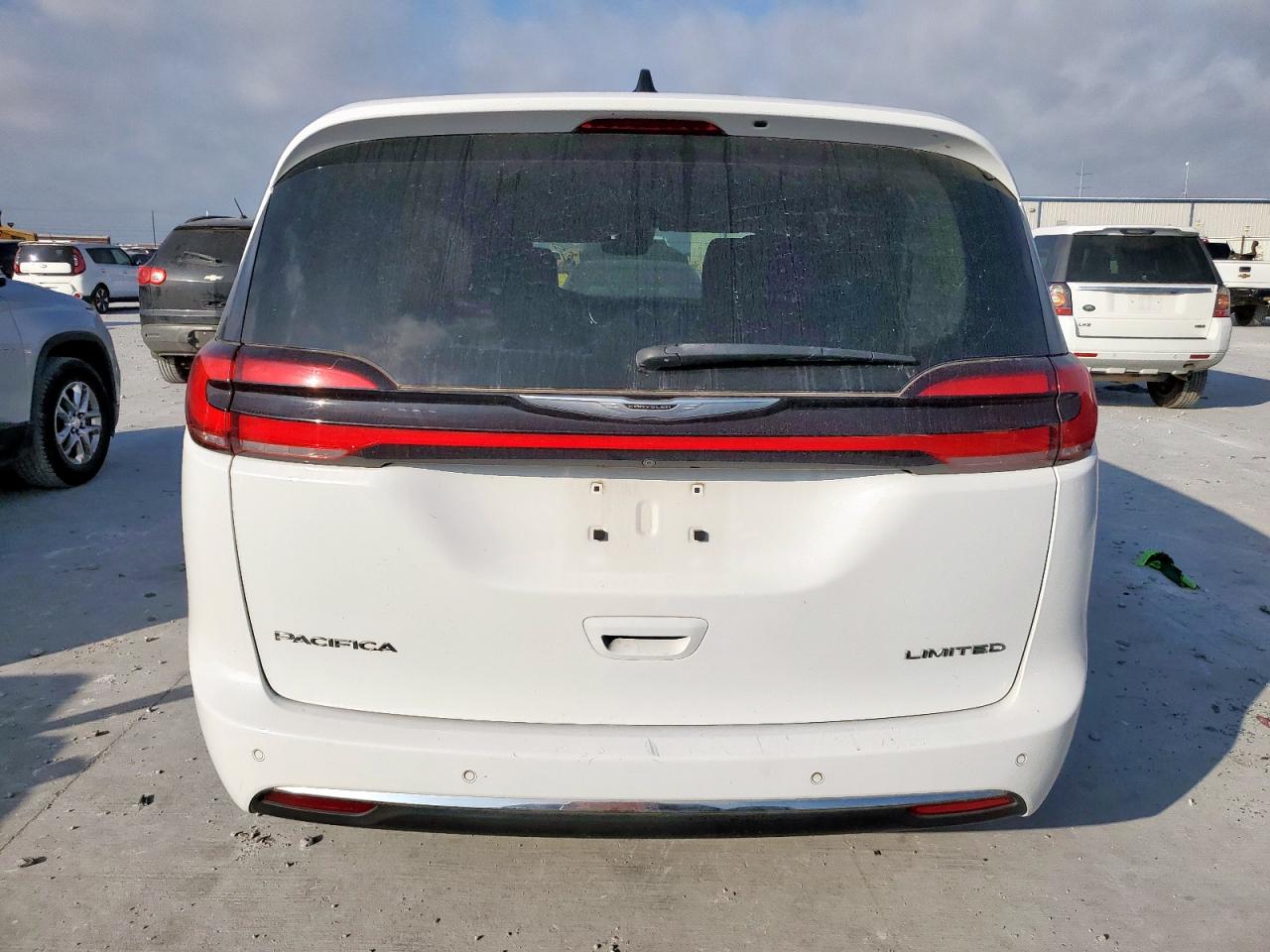 CHRYSLER PACIFICA LIMITED