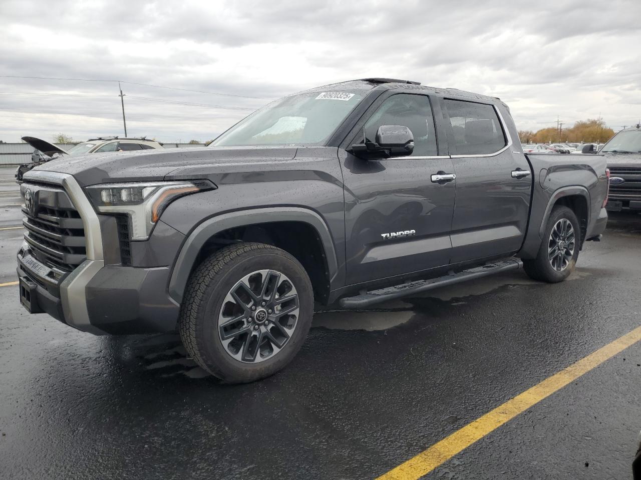 TOYOTA TUNDRA CREWMAX LIMITED