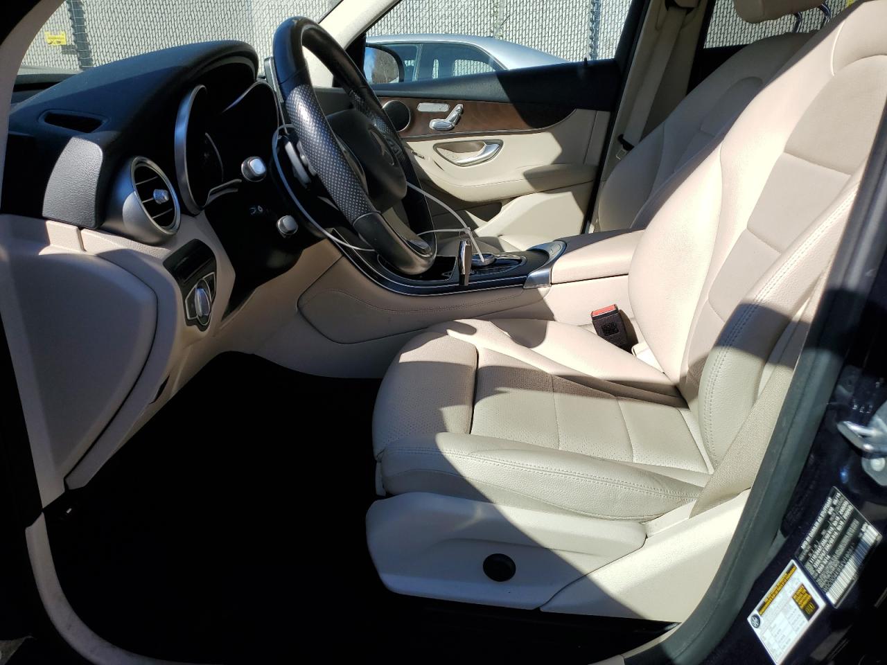 MERCEDES-BENZ GLC-CLASS 300 4MATIC