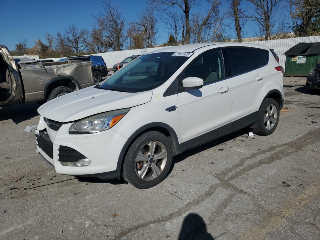 FORD ESCAPE SE