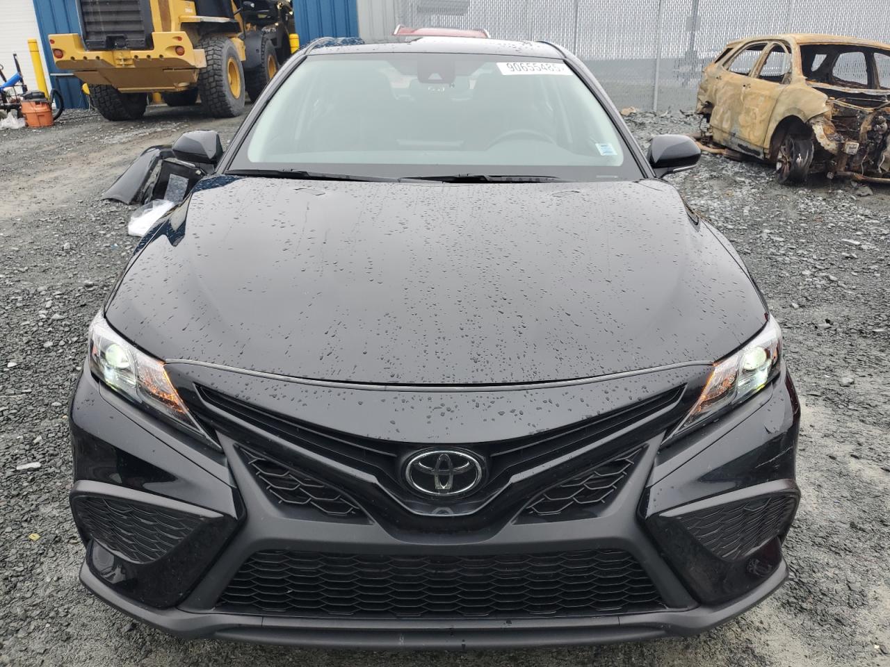 TOYOTA CAMRY SE NIGHT SHADE