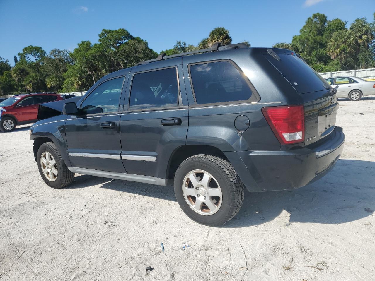 JEEP GRAND CHEROKEE LAREDO