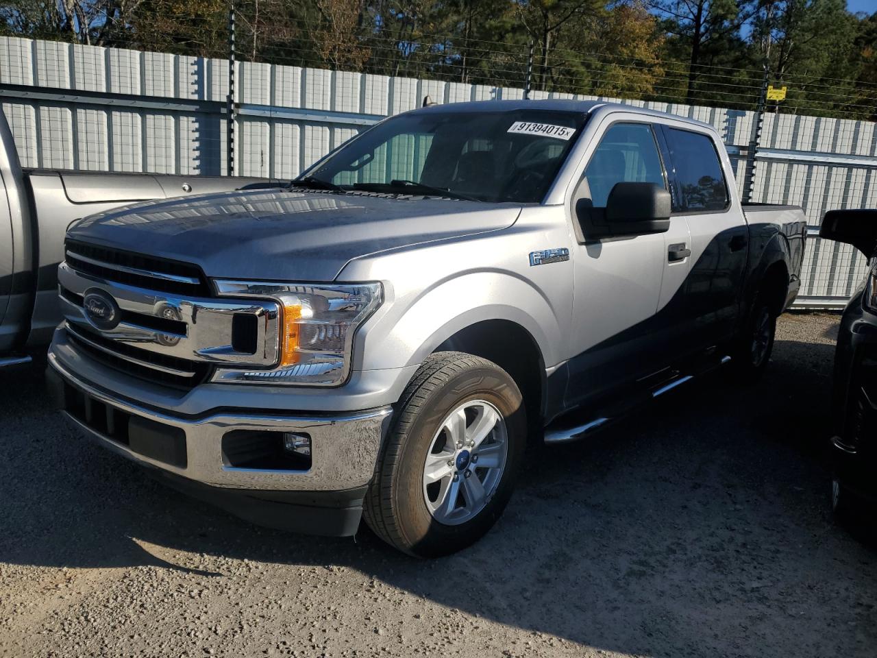 FORD F-150 SUPERCREW