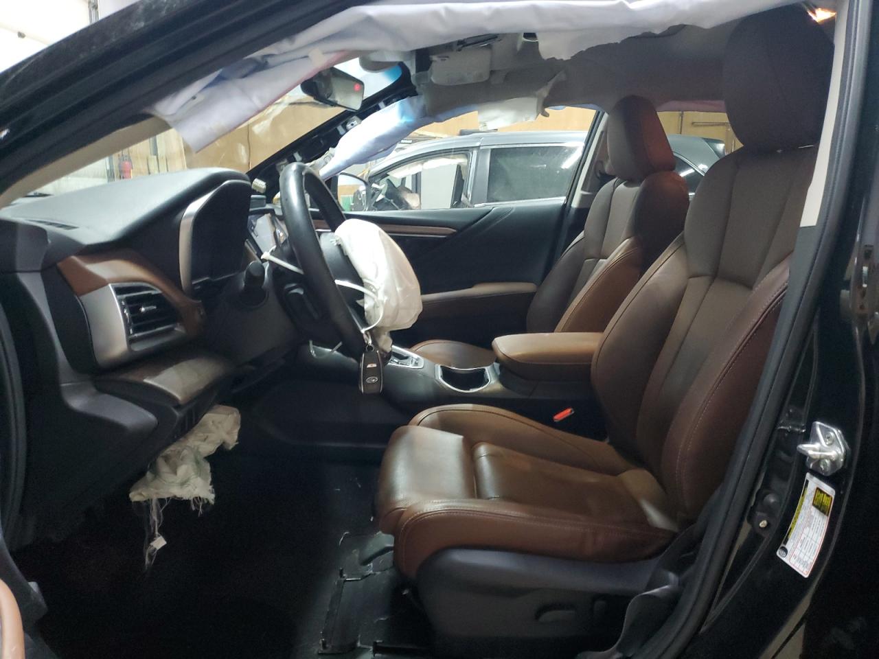 SUBARU OUTBACK TOURING