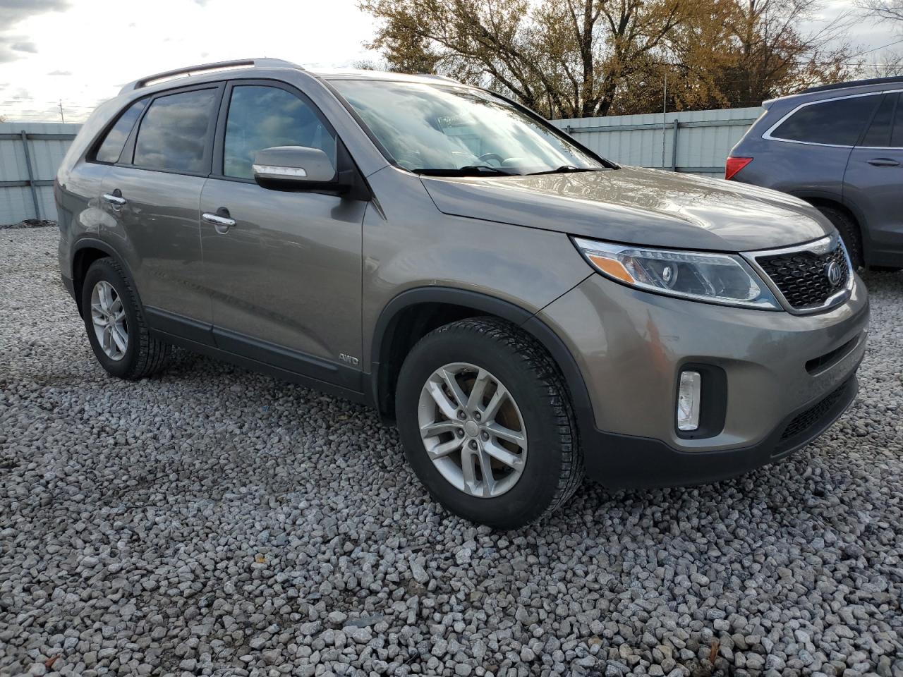 KIA SORENTO LX