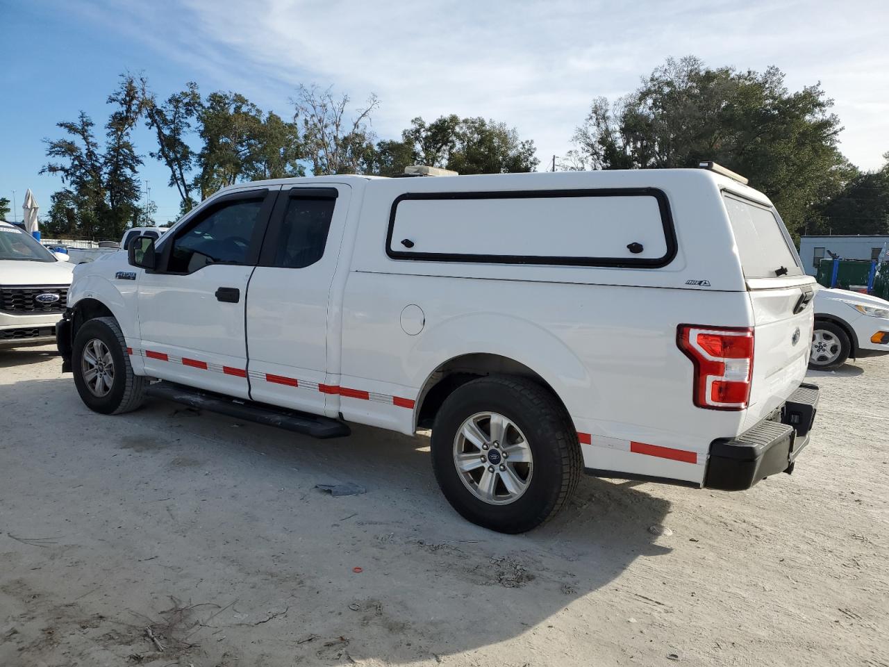 FORD F-150 SUPER CAB