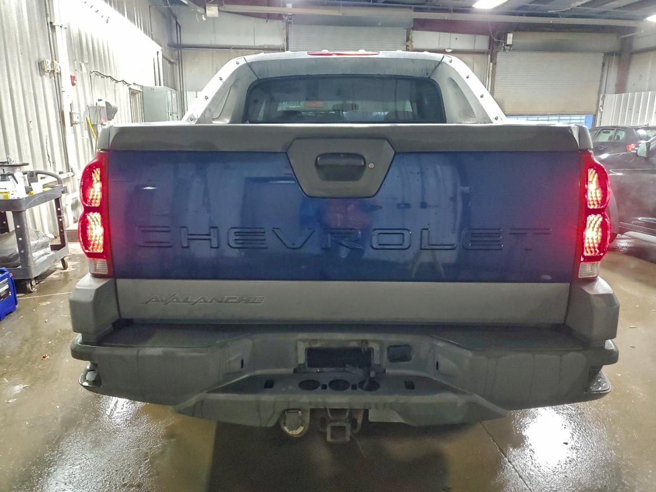 Lot #3296410722 2002 CHEVROLET AVALANCHE