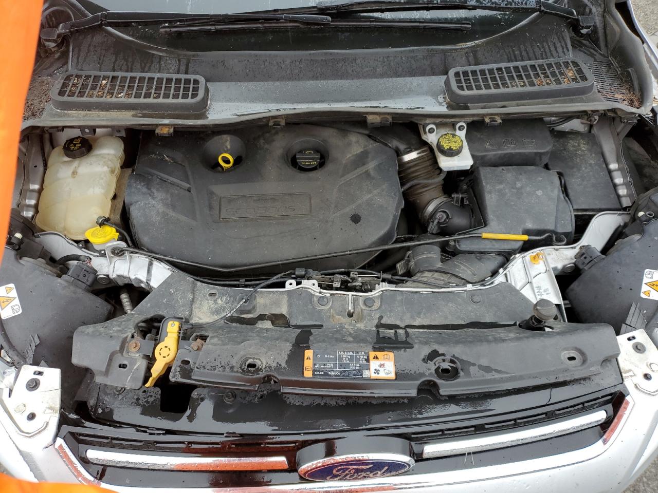 FORD ESCAPE TITANIUM